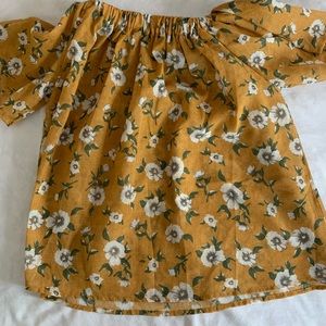 Off the Shoulder Floral Top